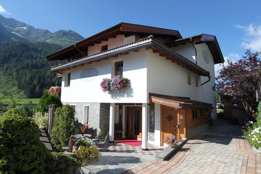 Haus Buchhammer Sankt Anton am Arlberg Buitenkant foto